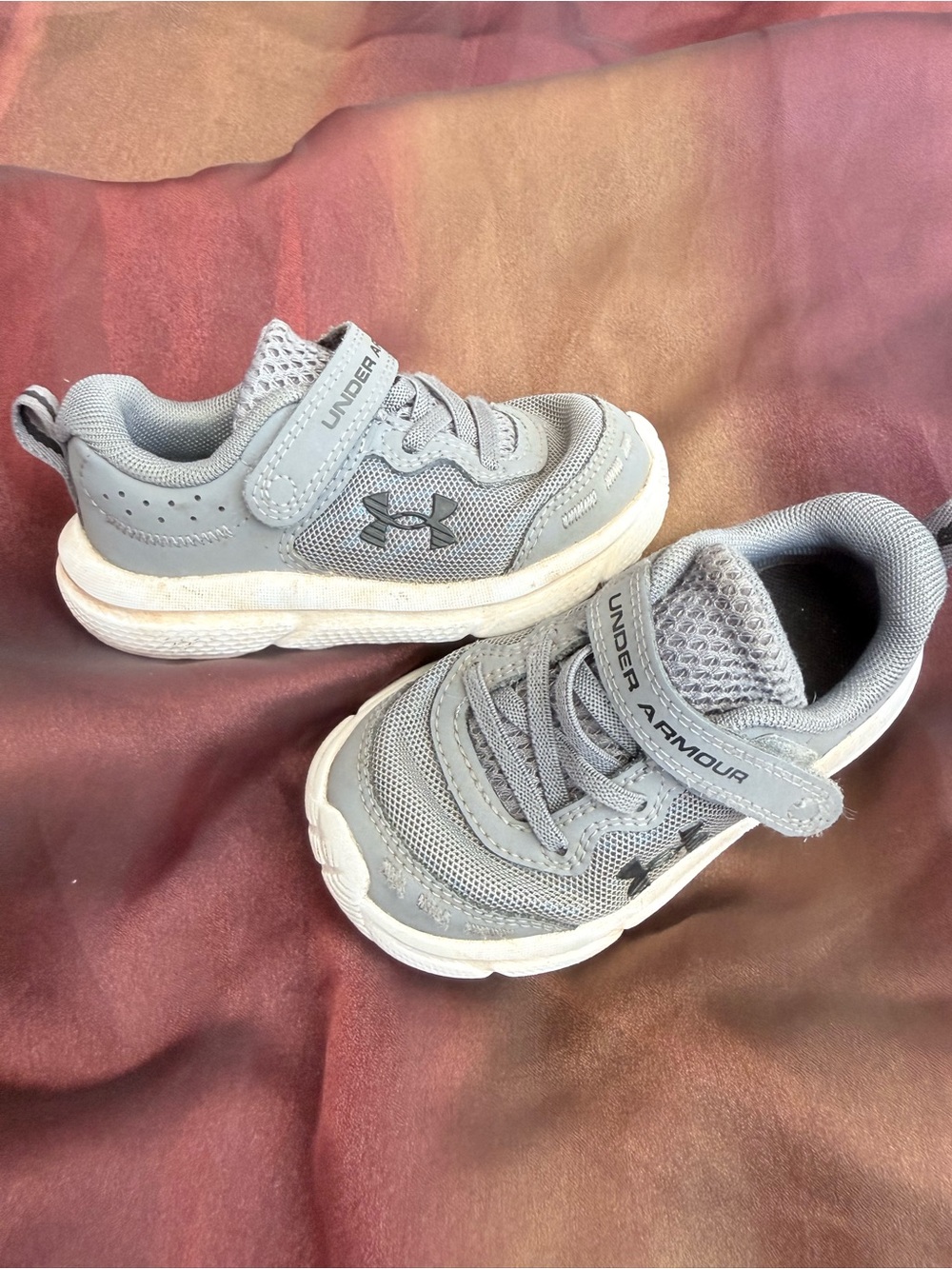 Under Armour Kids' Light Gray Mesh Athletic Sneakers